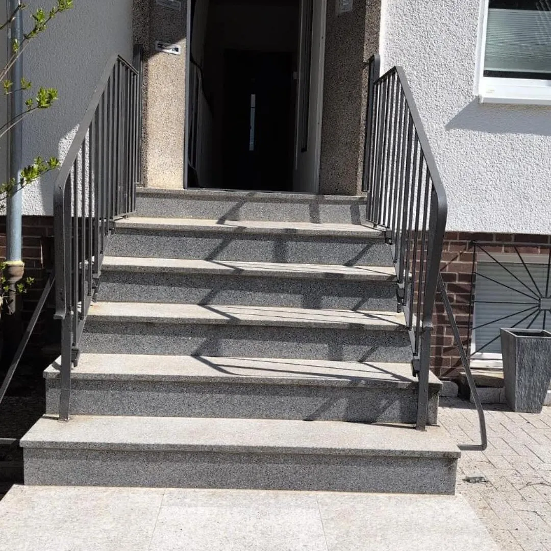 Apartment Gemuetliche Souterrainwohnung In Bester Lager Hannover Deutschland